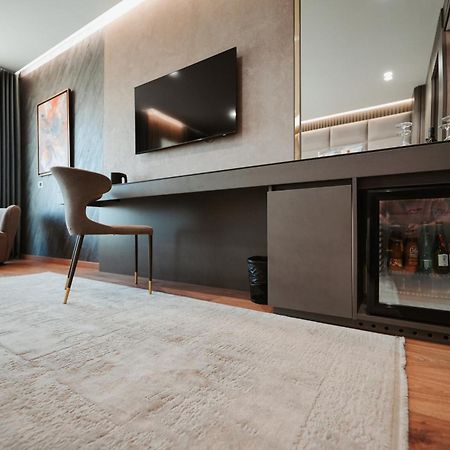 Marinaj Hotel & Spa Тирана Экстерьер фото
