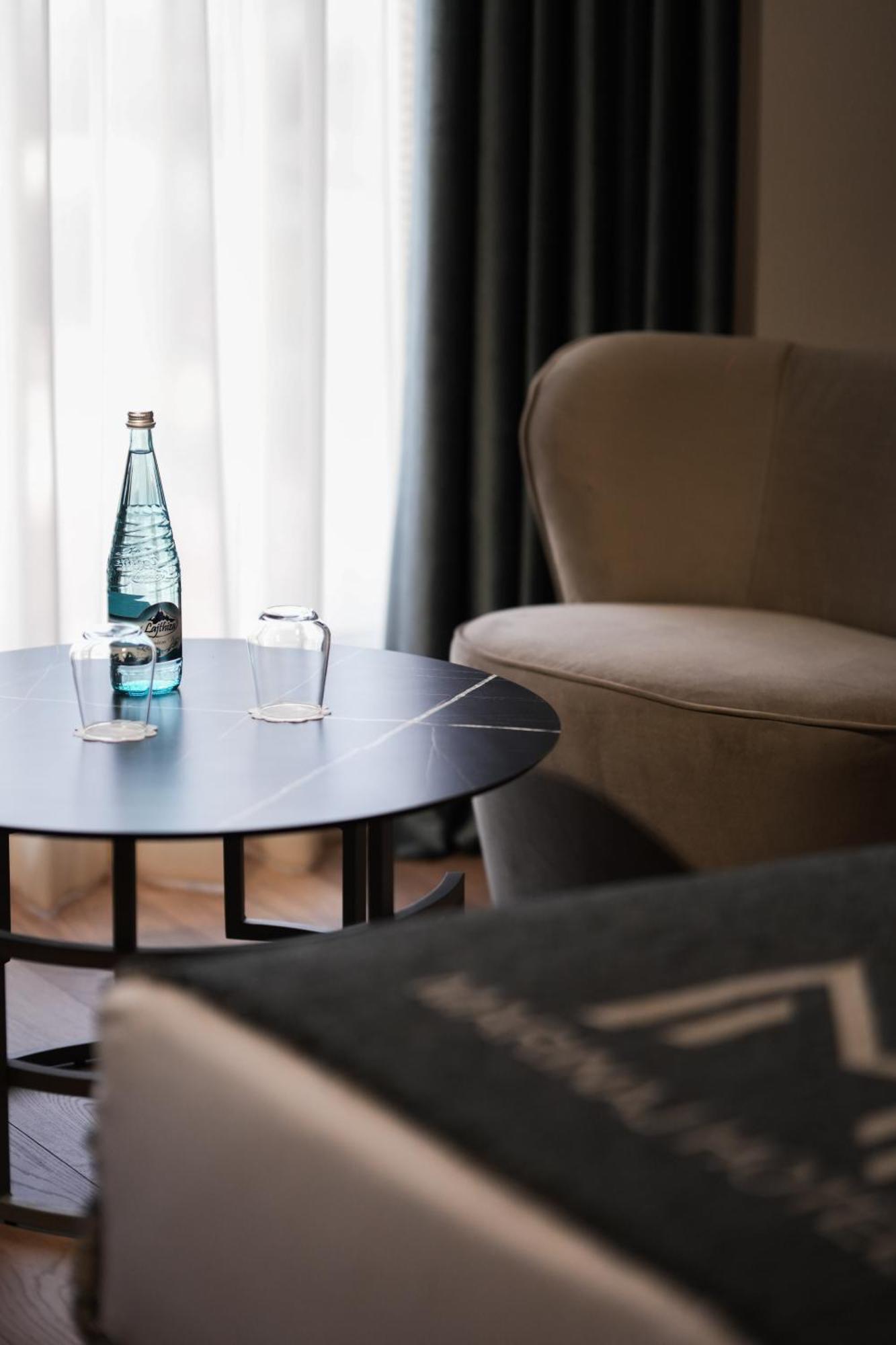 Marinaj Hotel & Spa Тирана Экстерьер фото