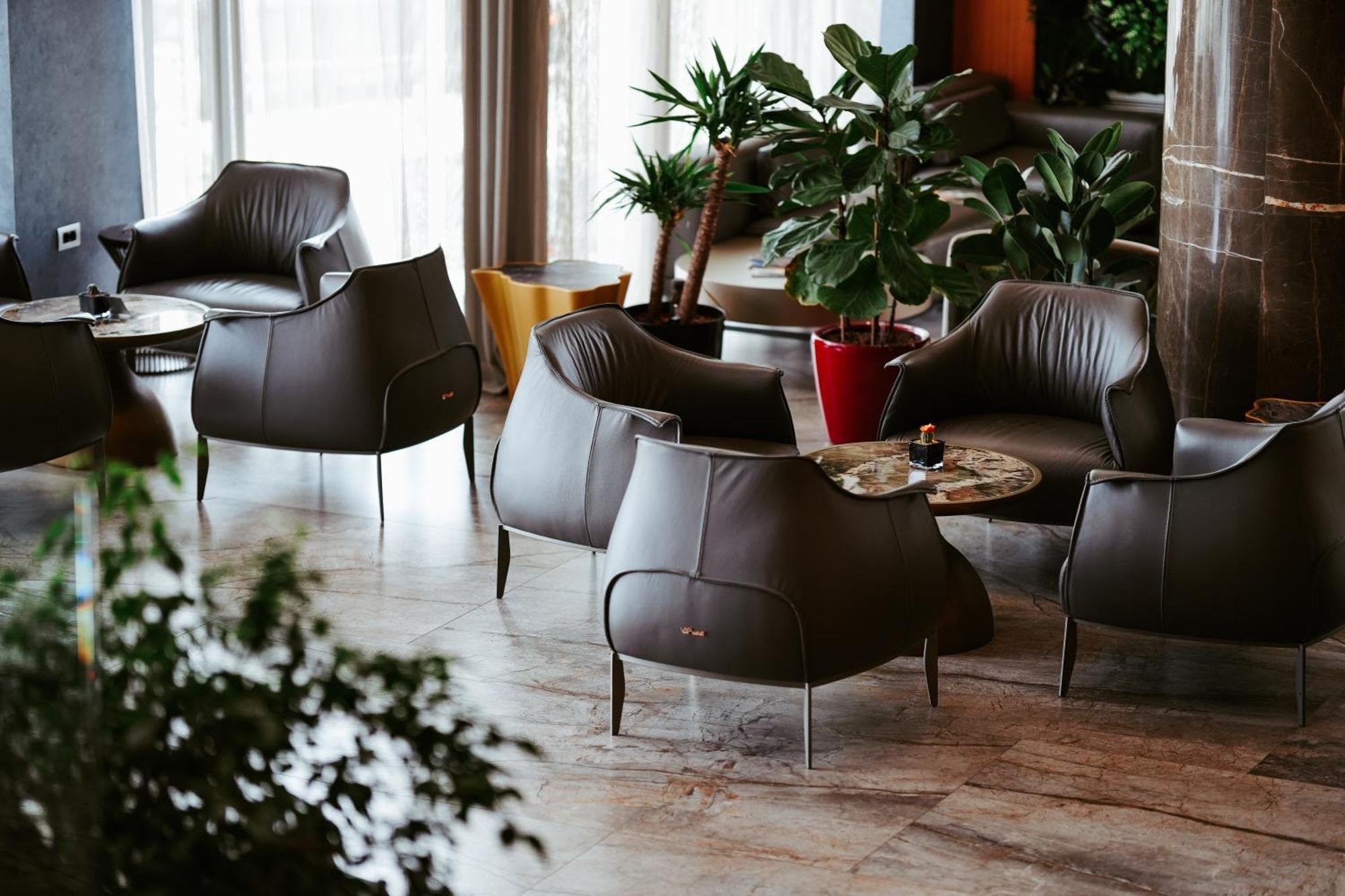 Marinaj Hotel & Spa Тирана Экстерьер фото